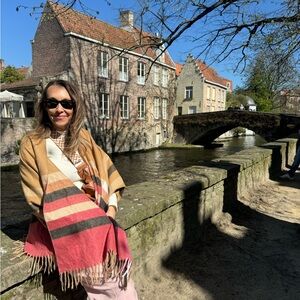 Meet your Posher, Amy